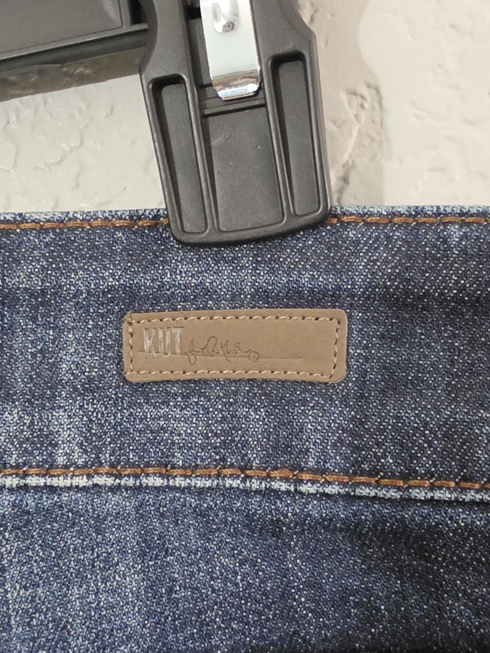 Kut from the Kloth Natalie High Rise Bootcut Jeans Dark Wash Stretch Womens 4 - Picture 7 of 14